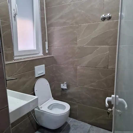 Apartment Caushi Golem (Tirana)