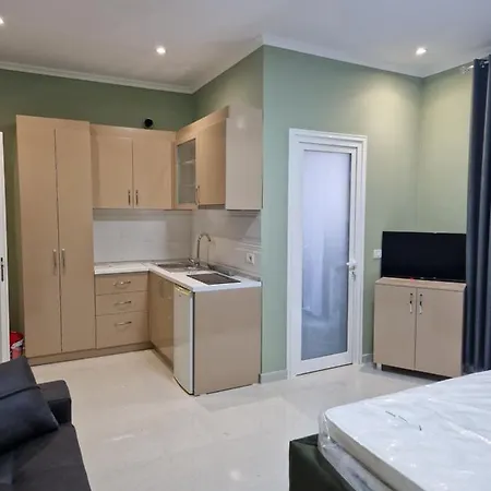 Caushi Apartment Golem (Tirana)