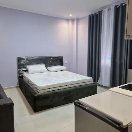 Caushi Apartment Golem (Tirana)