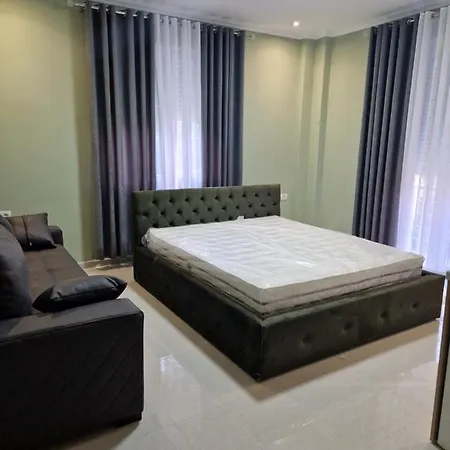 Apartment Caushi Golem (Tirana)